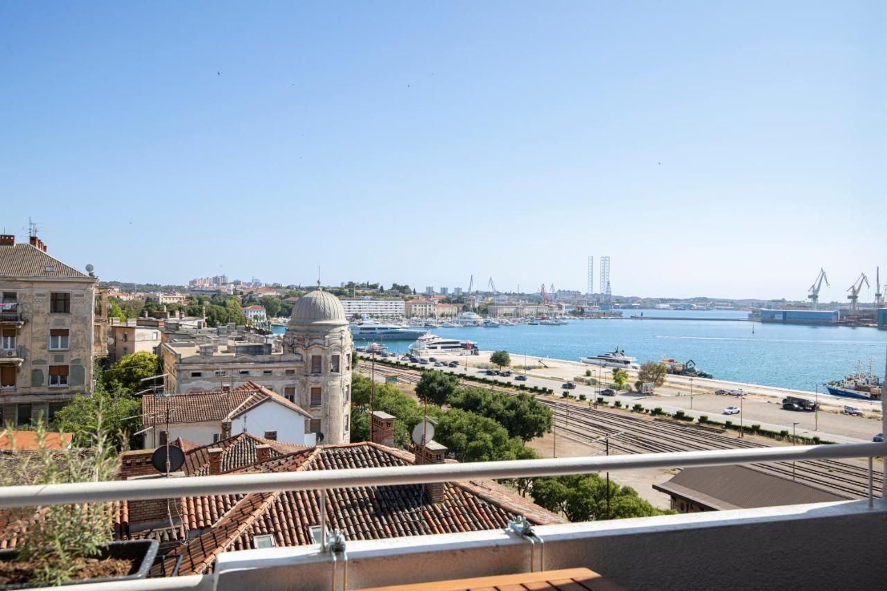 Top Floor Sunset Apartment Pula Exterior photo